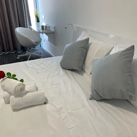 5 Stars Nicosia
