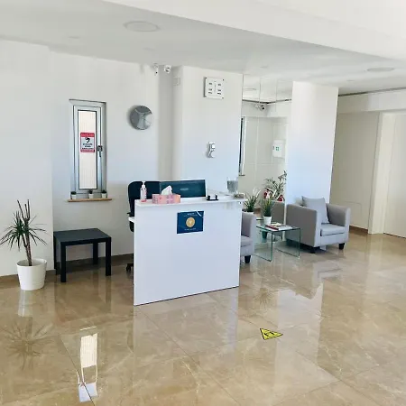 5 Stars Nicósia